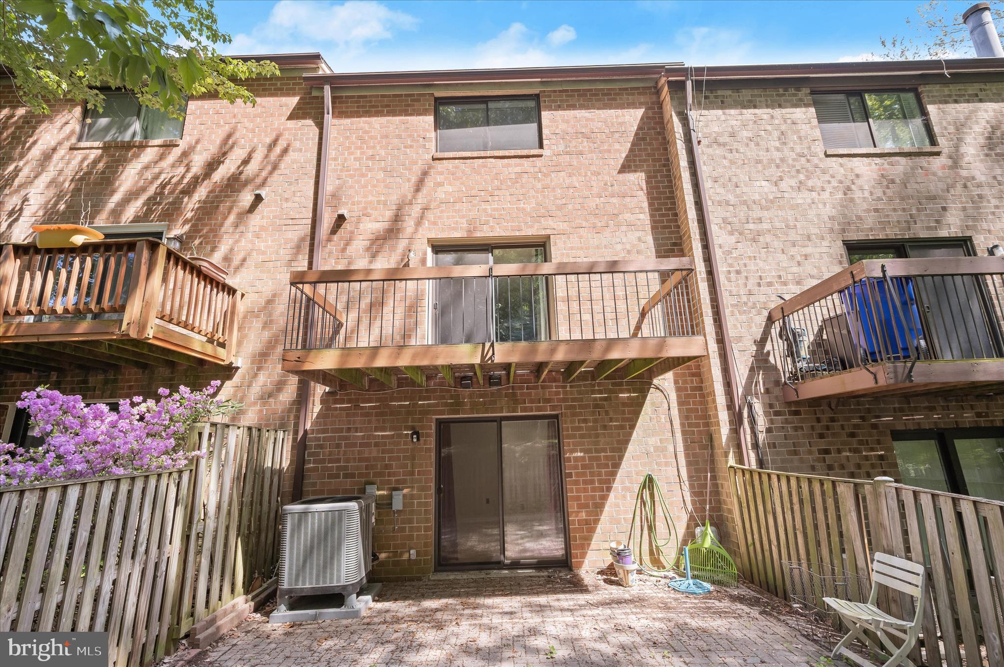 KINGS CONTRIVANCE - Residential