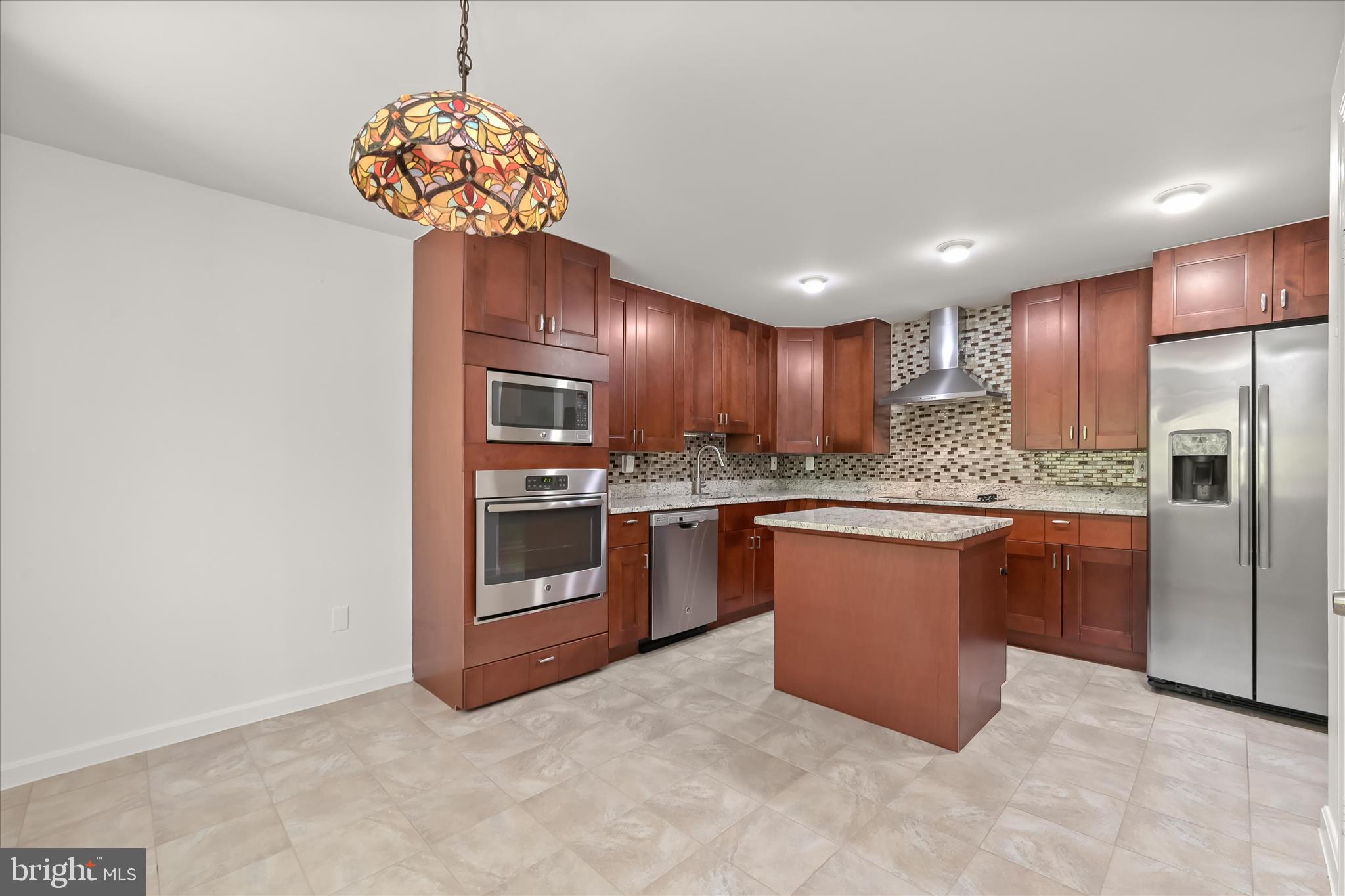KINGS CONTRIVANCE - Residential