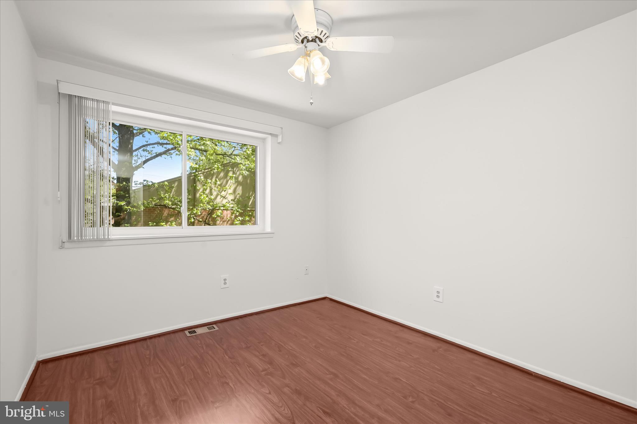 KINGS CONTRIVANCE - Residential