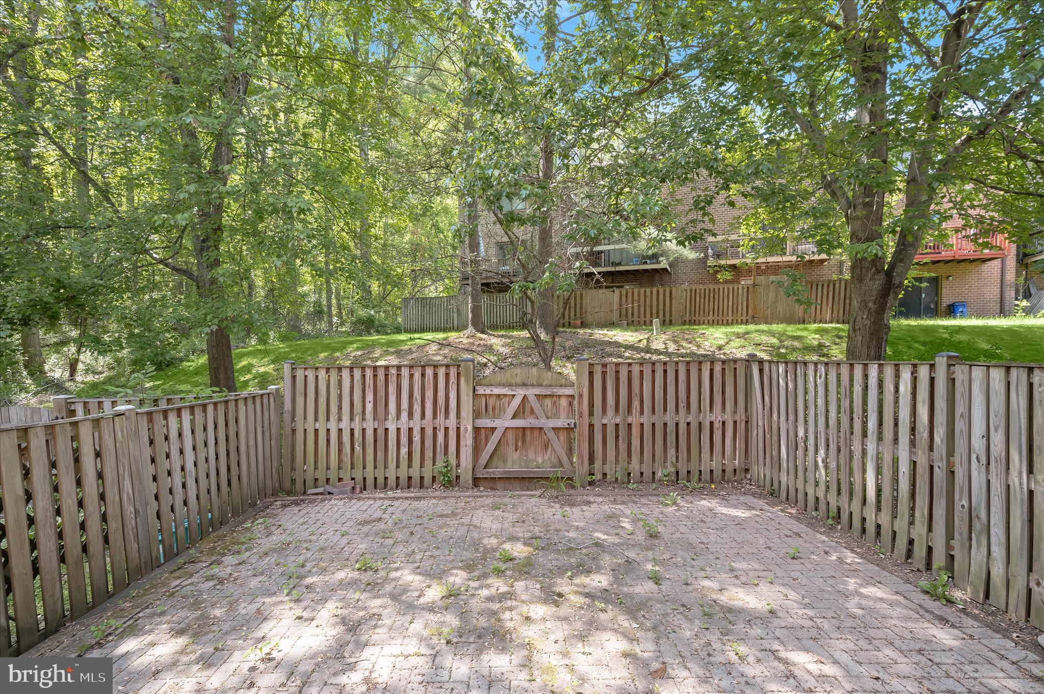 KINGS CONTRIVANCE - Residential