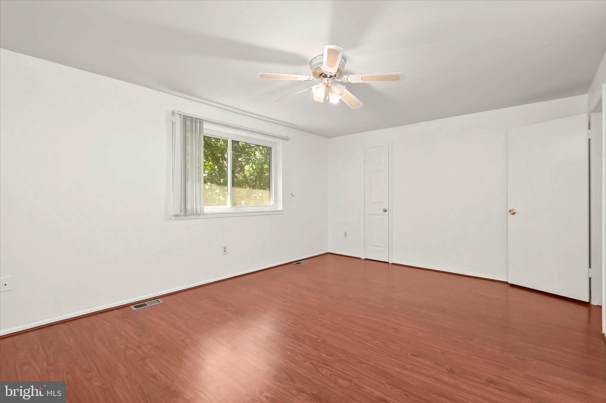 KINGS CONTRIVANCE - Residential