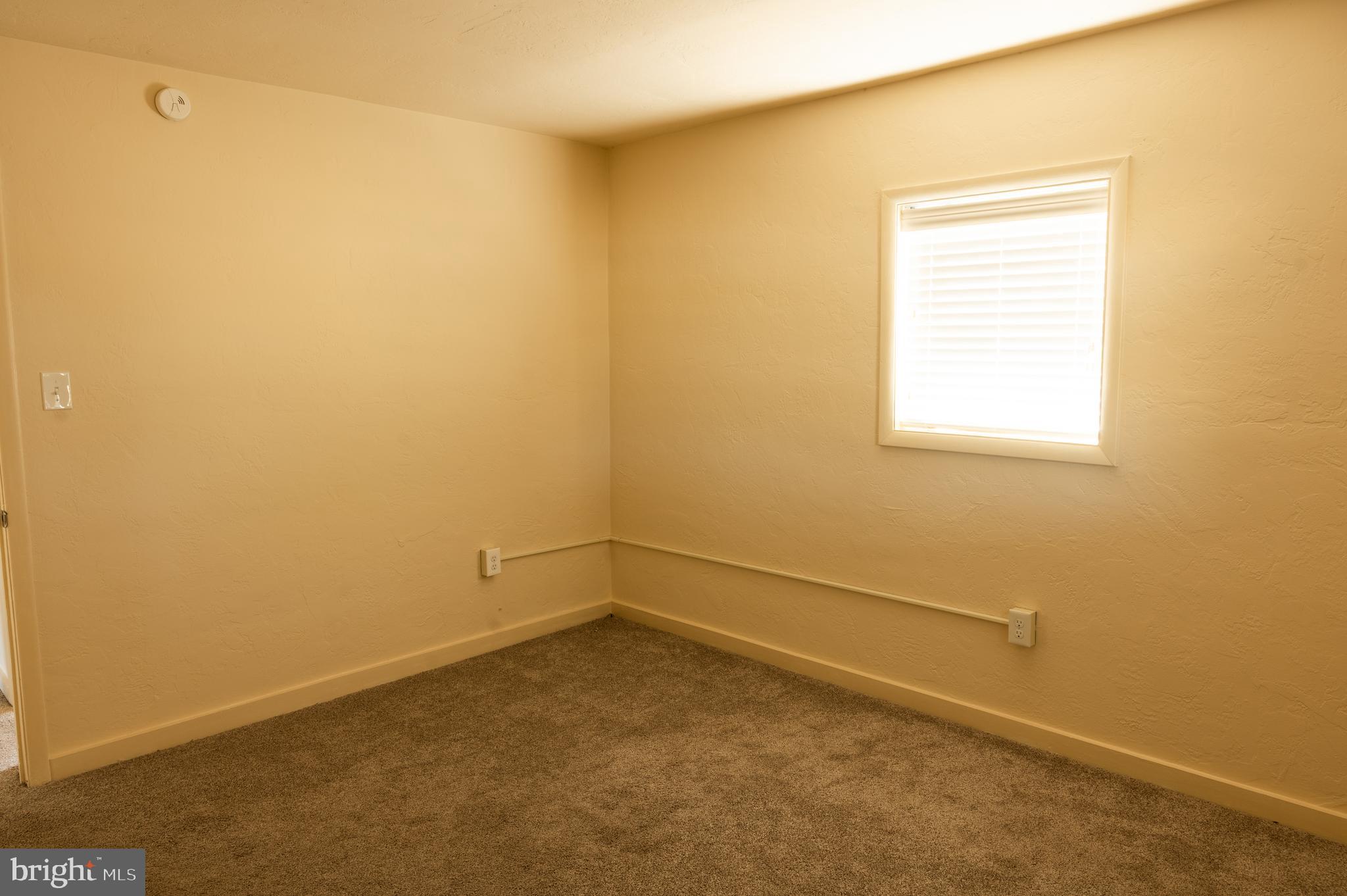 KIMBERLY G HENRY - Residential