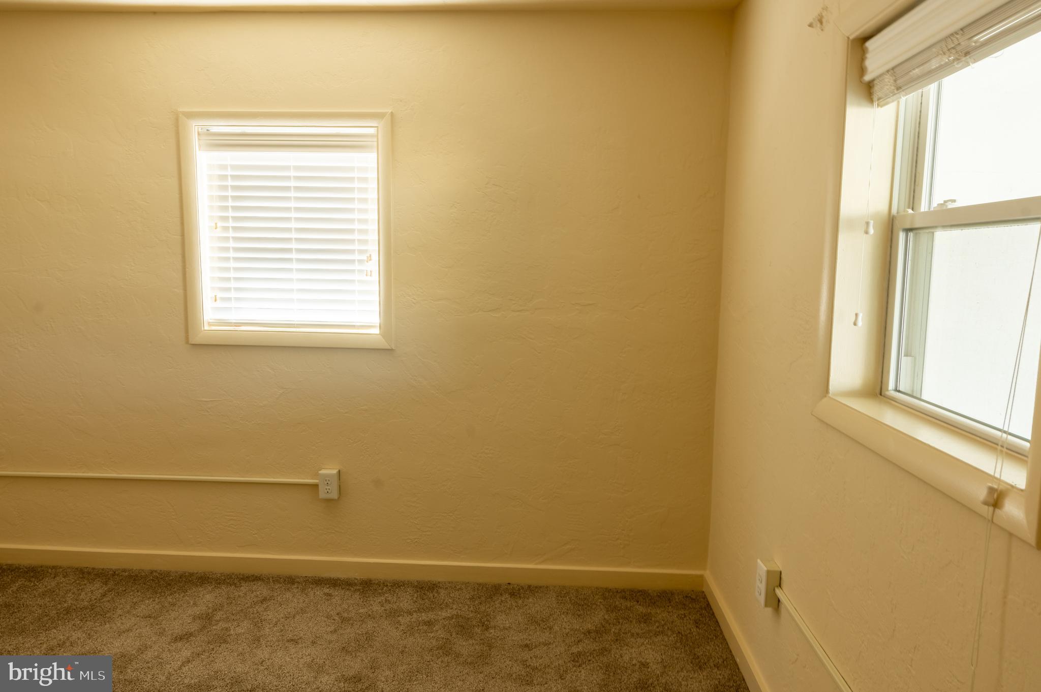 KIMBERLY G HENRY - Residential