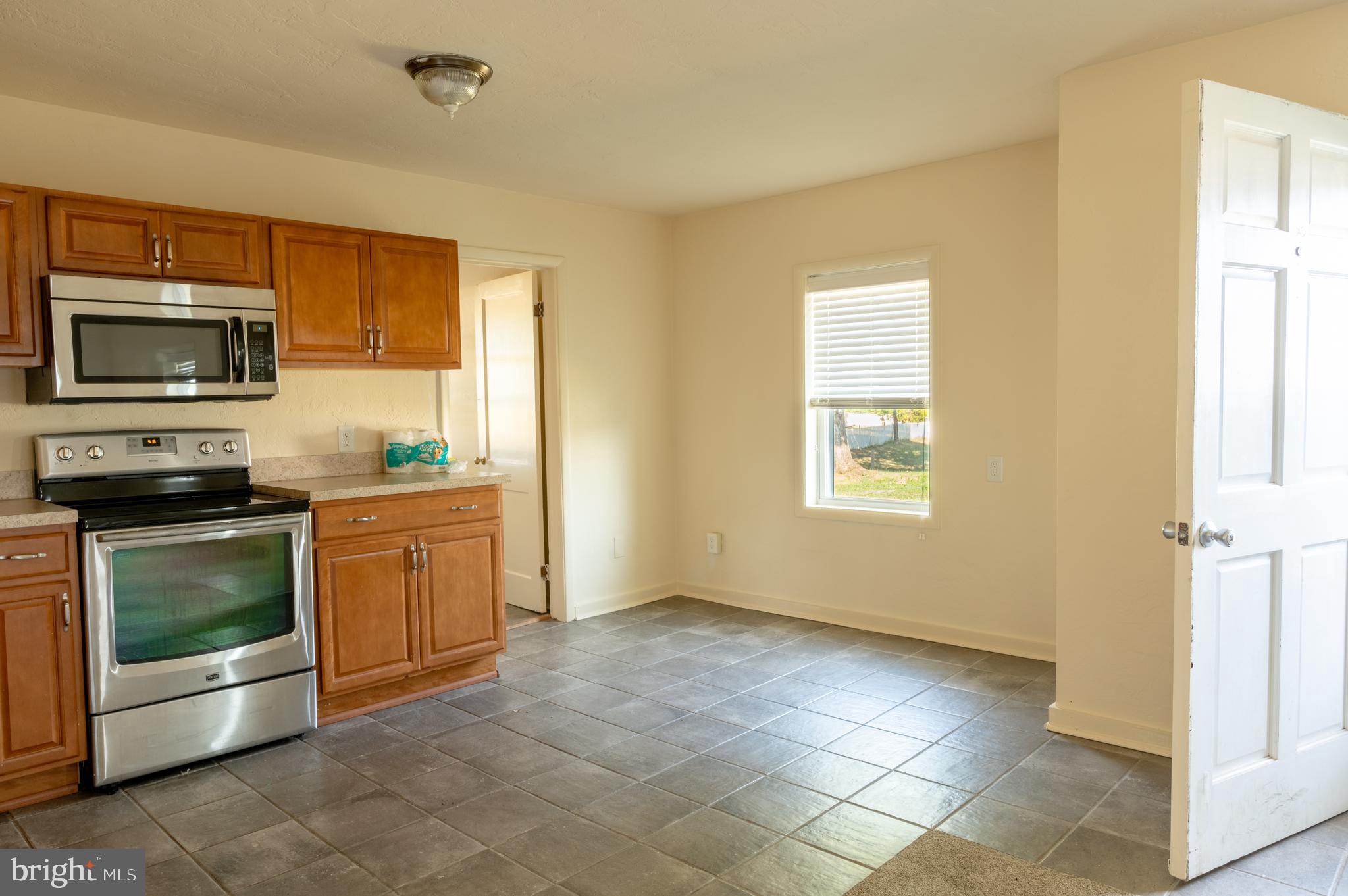 KIMBERLY G HENRY - Residential