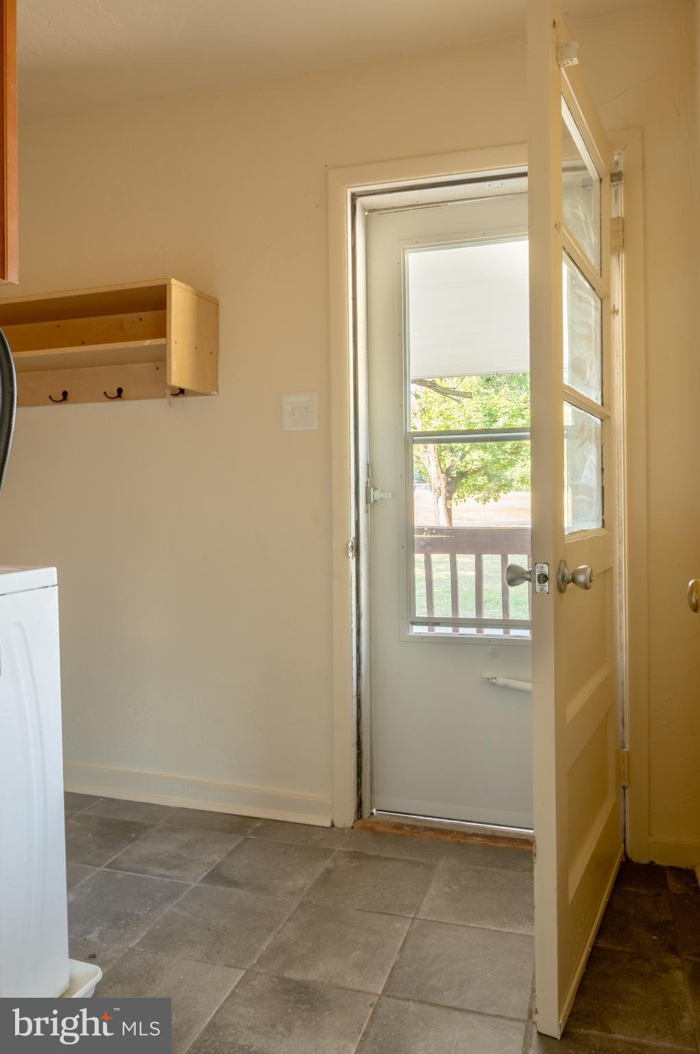 KIMBERLY G HENRY - Residential