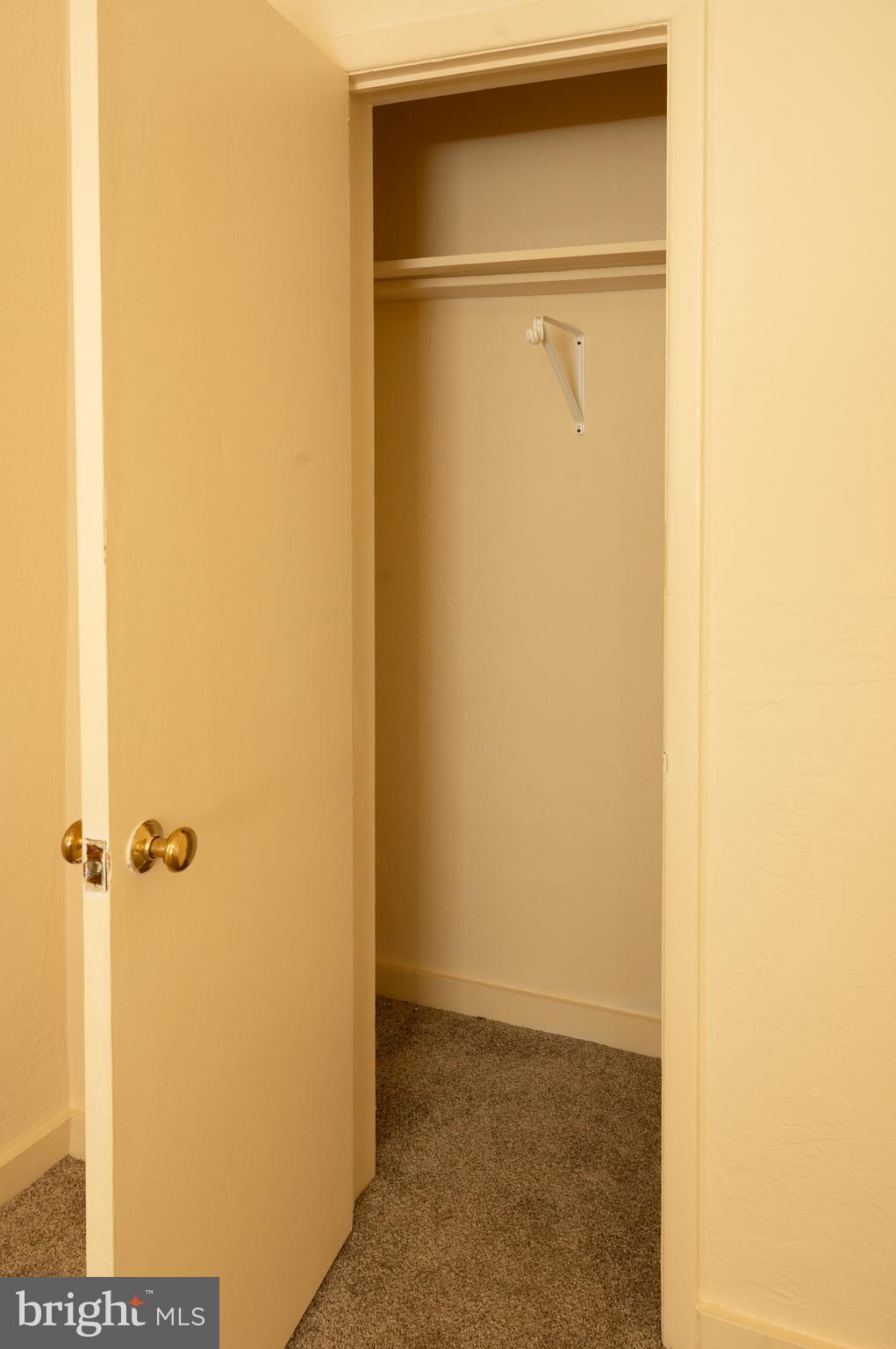 KIMBERLY G HENRY - Residential