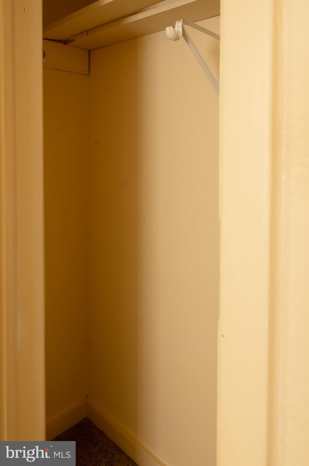 KIMBERLY G HENRY - Residential