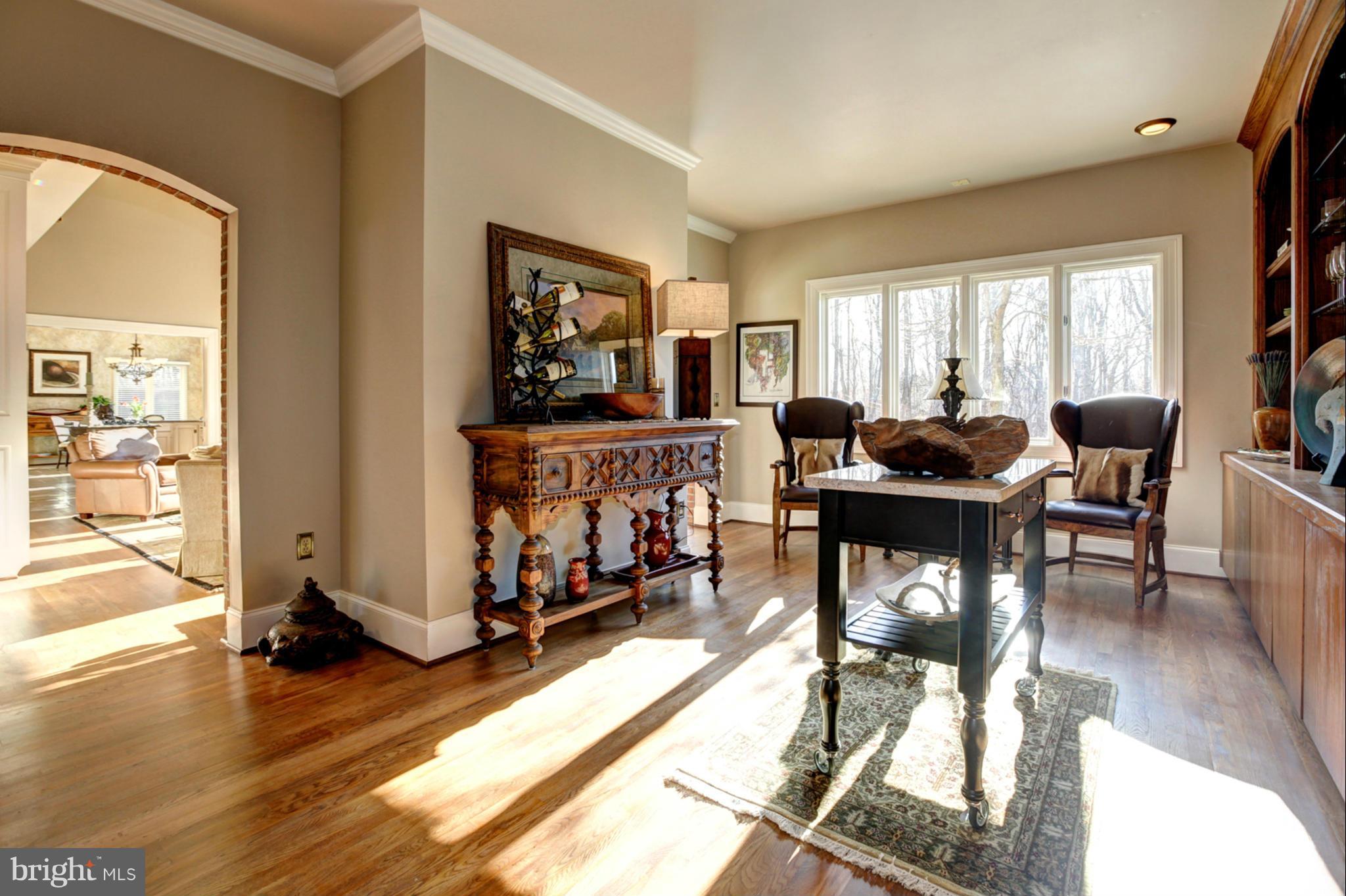 LAKE POTOMAC - Residential