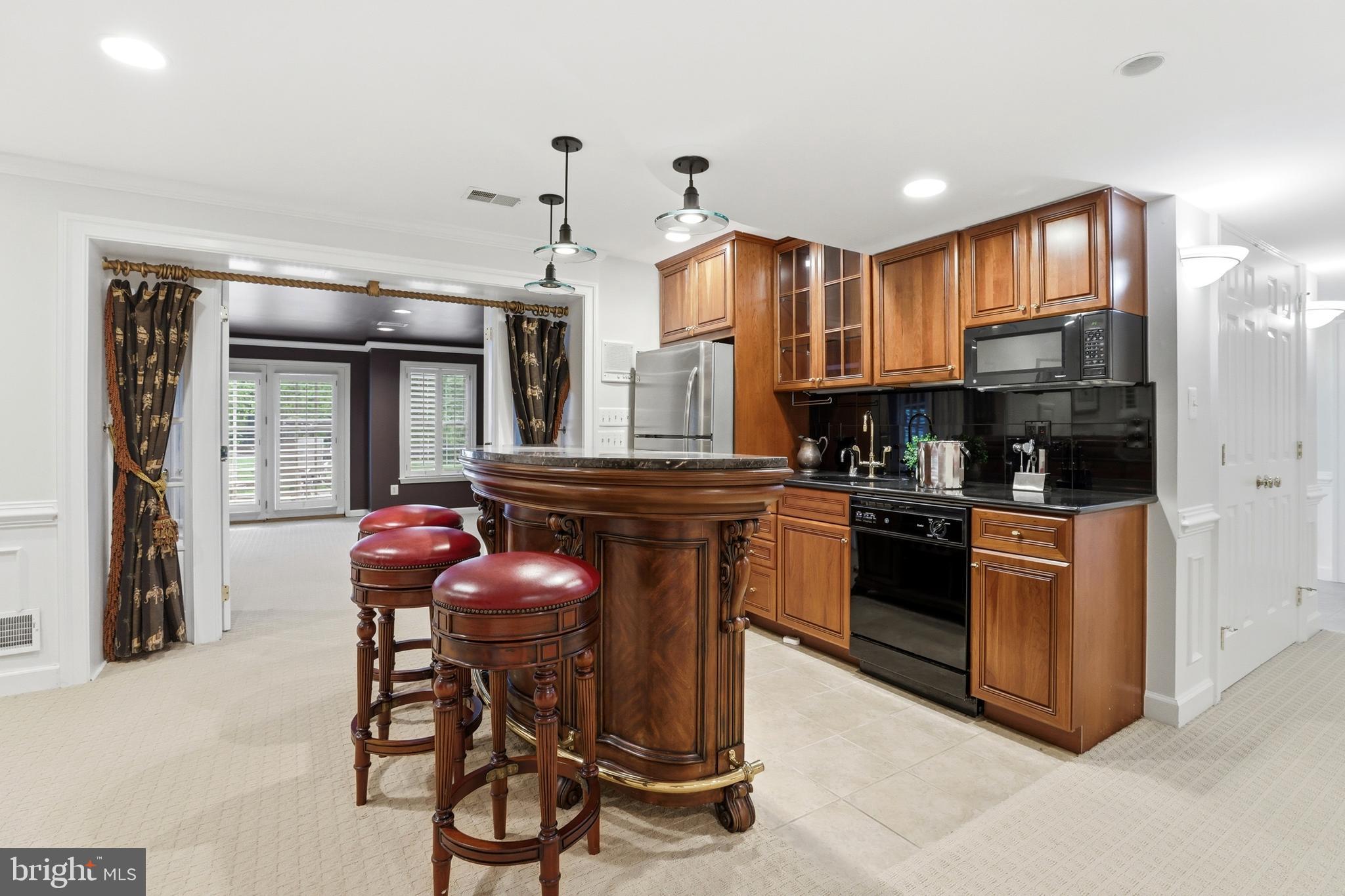 FOX LAKE - Residential