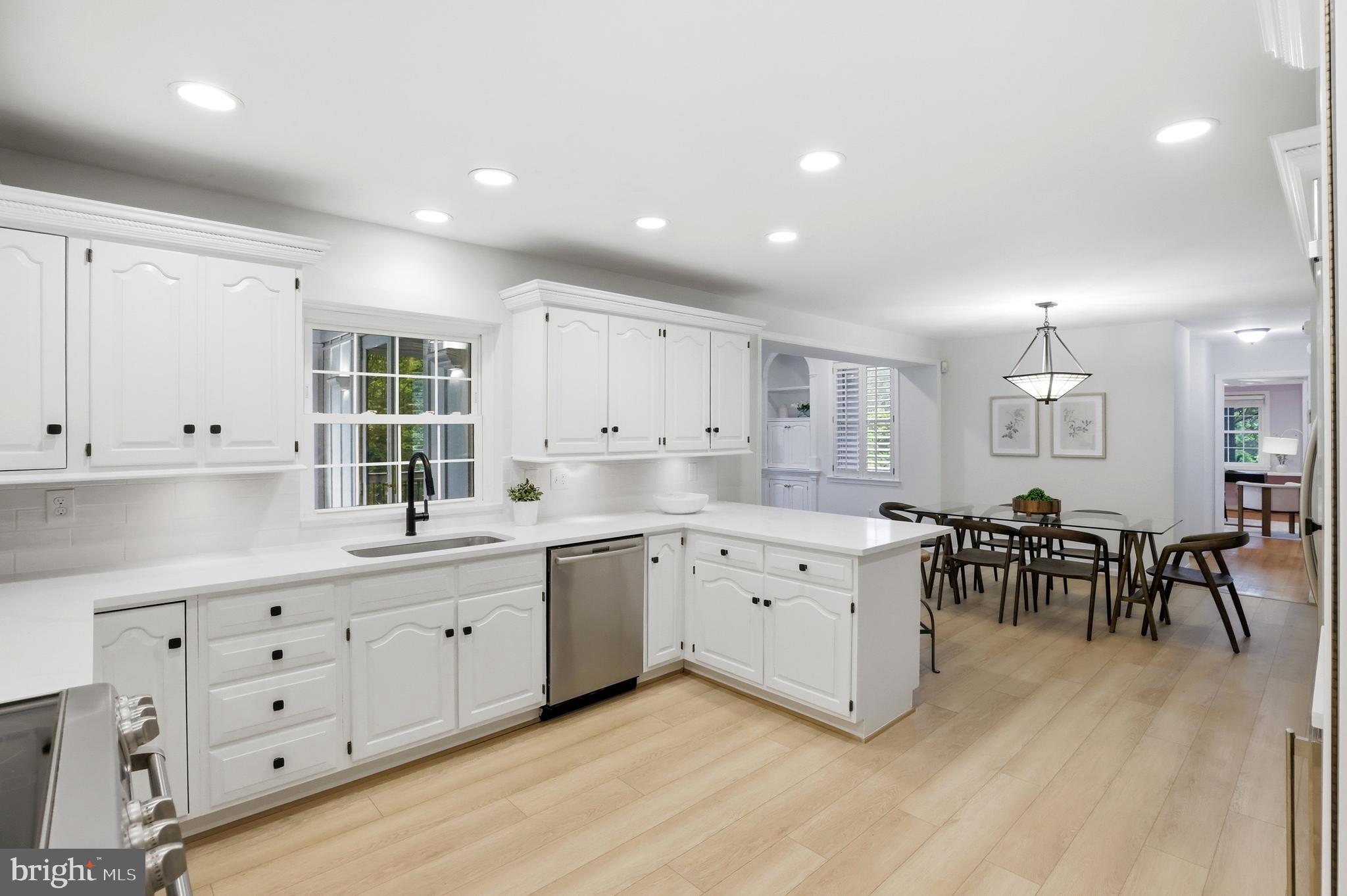FOX LAKE - Residential