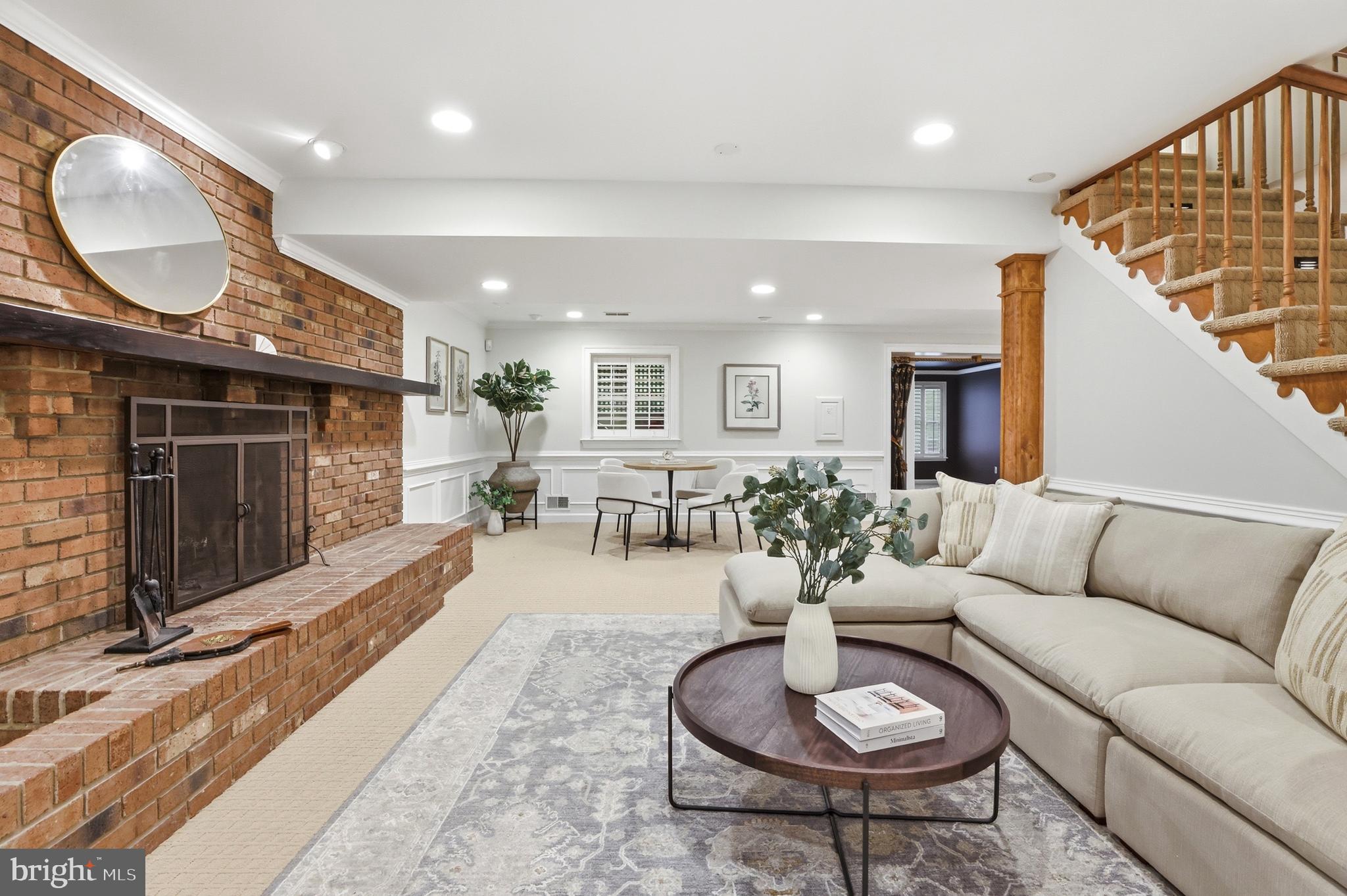 FOX LAKE - Residential