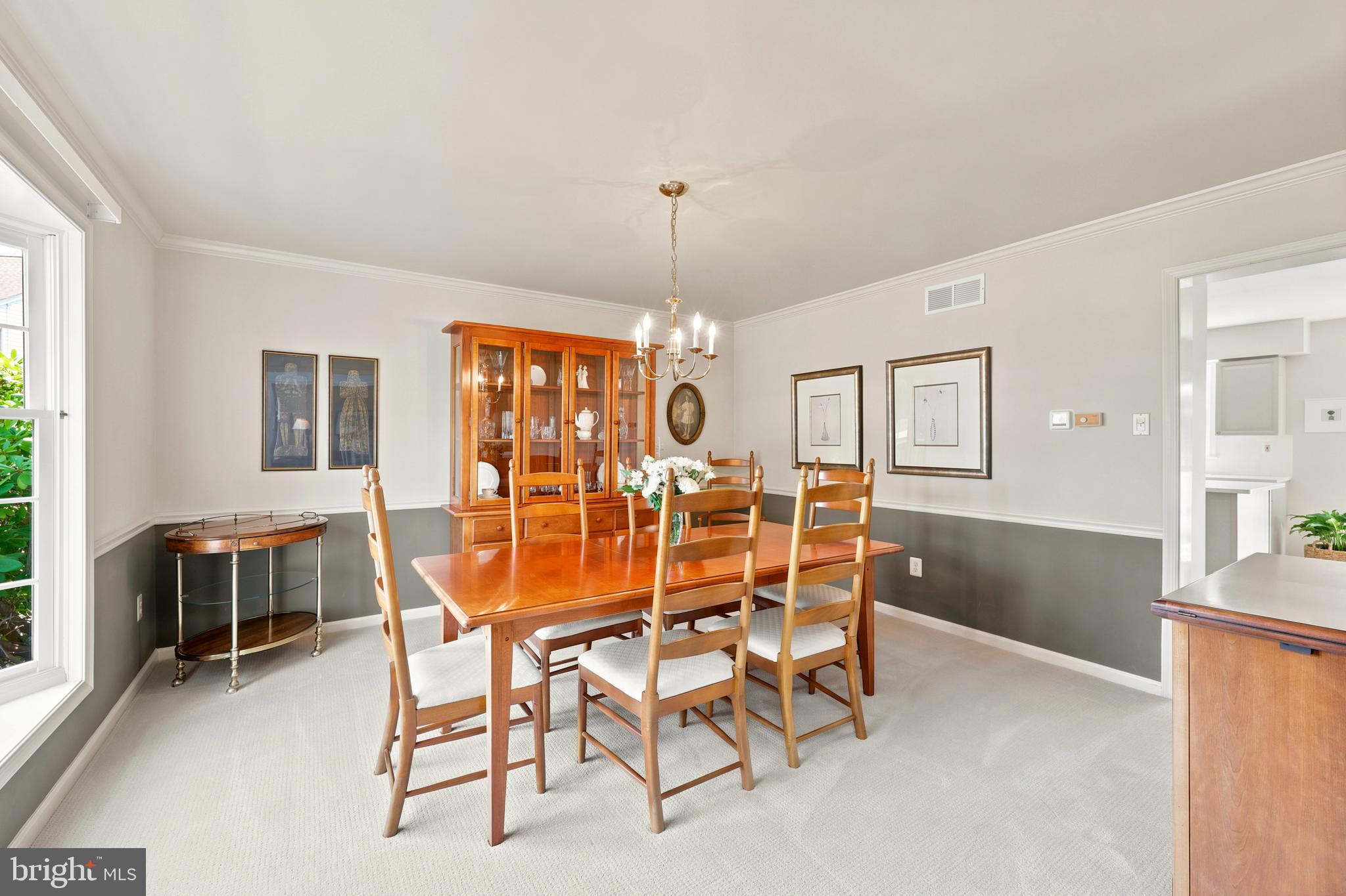 3002 STUART WAY