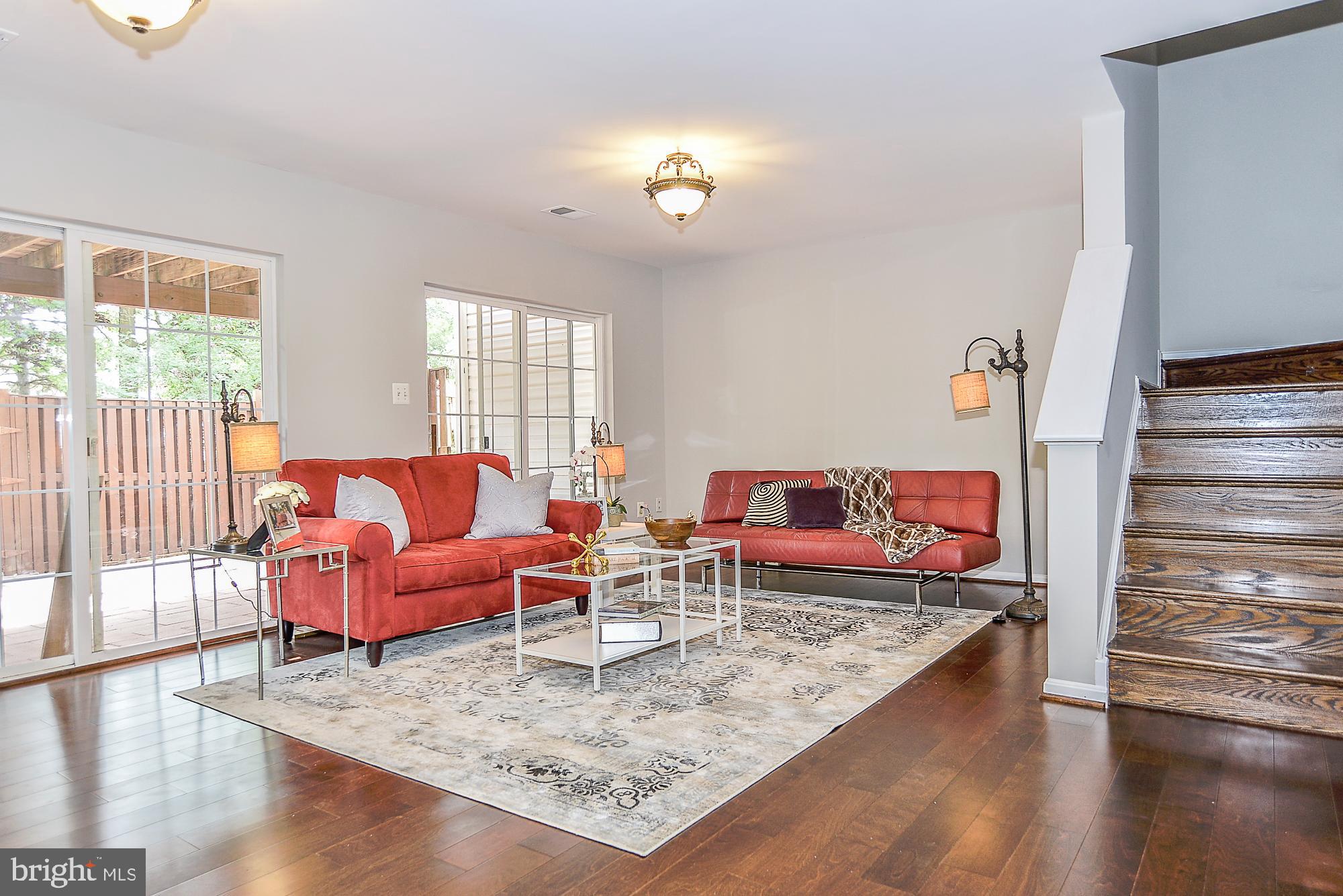 GREAT FALLS CHASE - Residential Lease