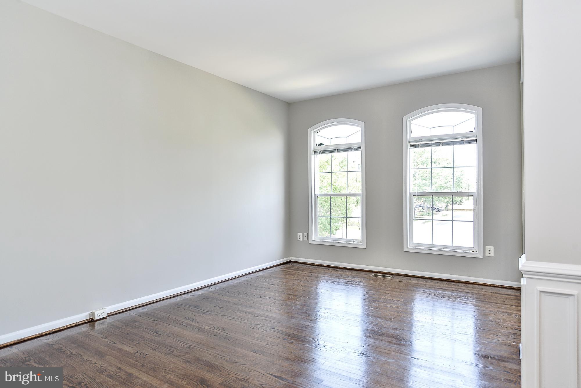 GREAT FALLS CHASE - Residential Lease