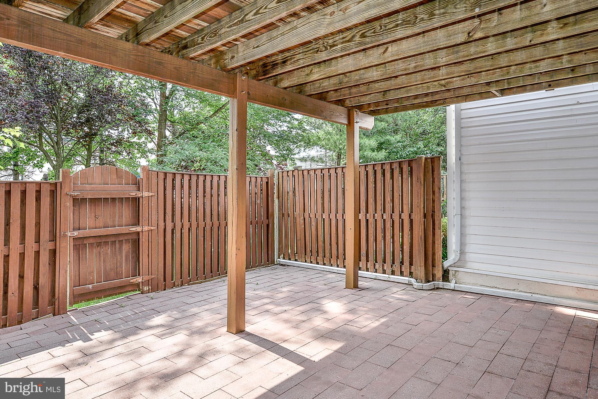 GREAT FALLS CHASE - Residential Lease