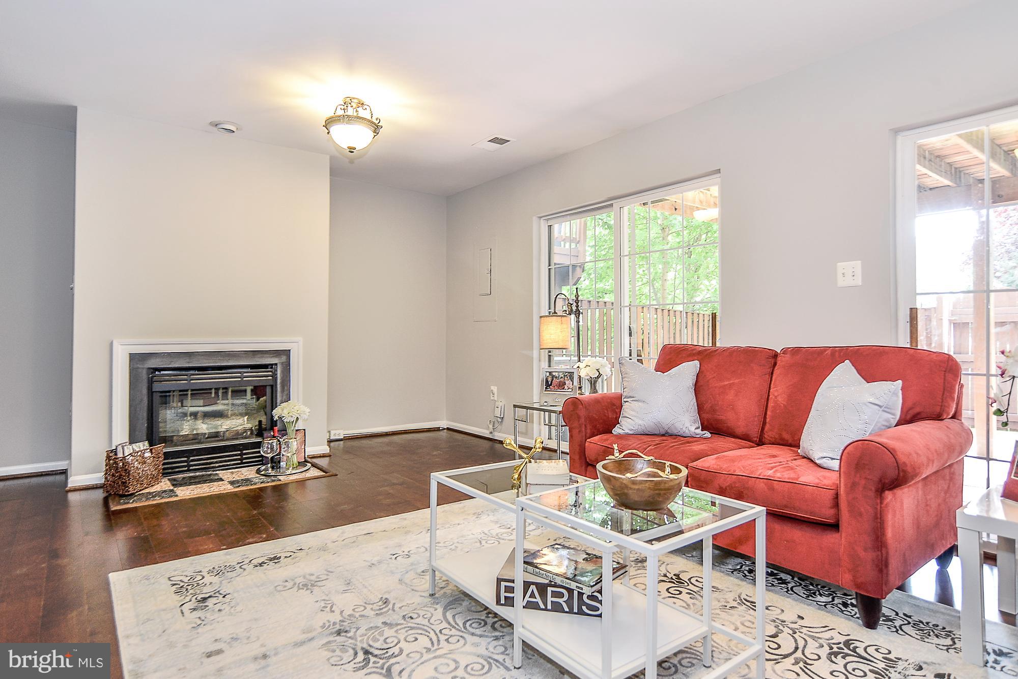 GREAT FALLS CHASE - Residential Lease