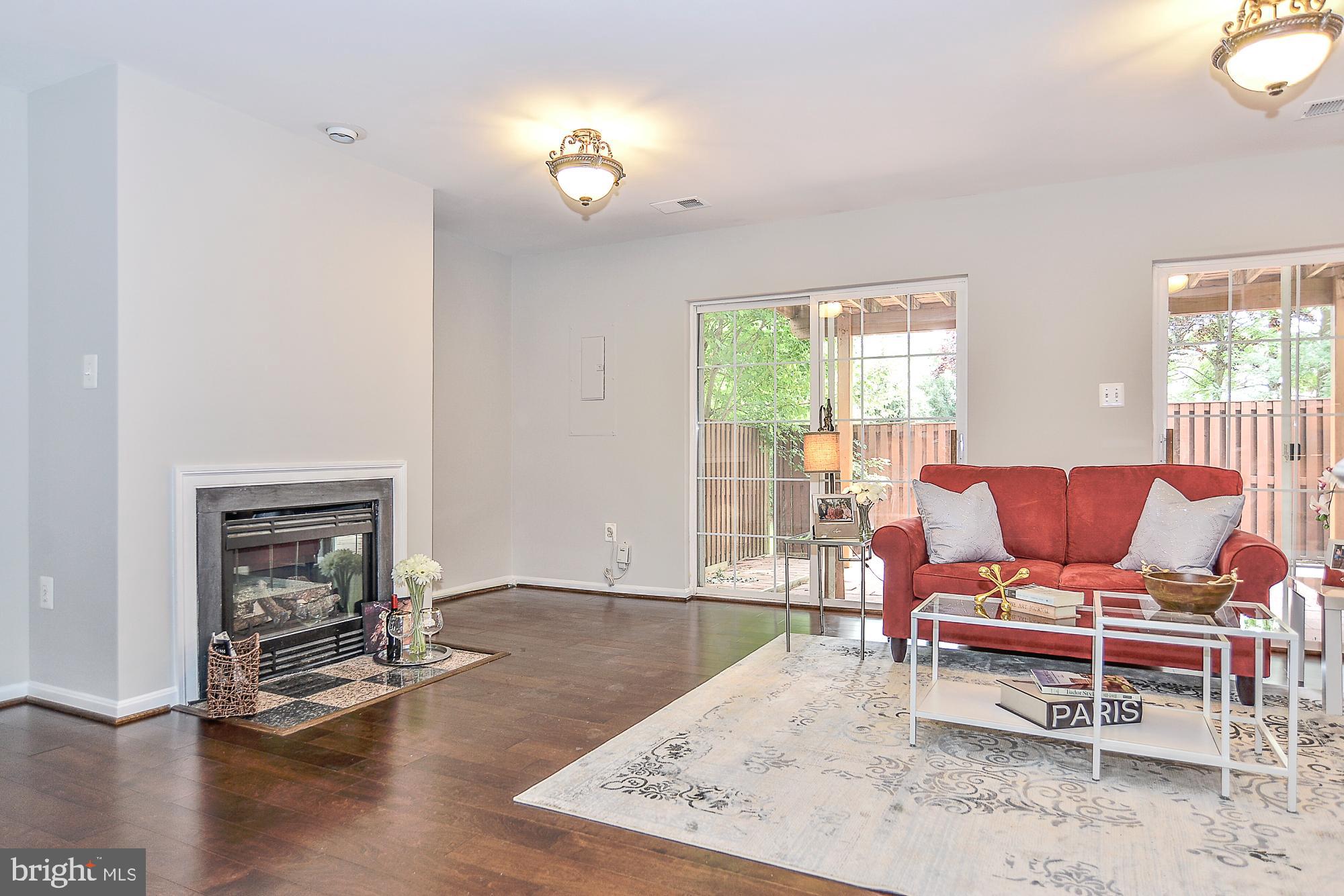 GREAT FALLS CHASE - Residential Lease