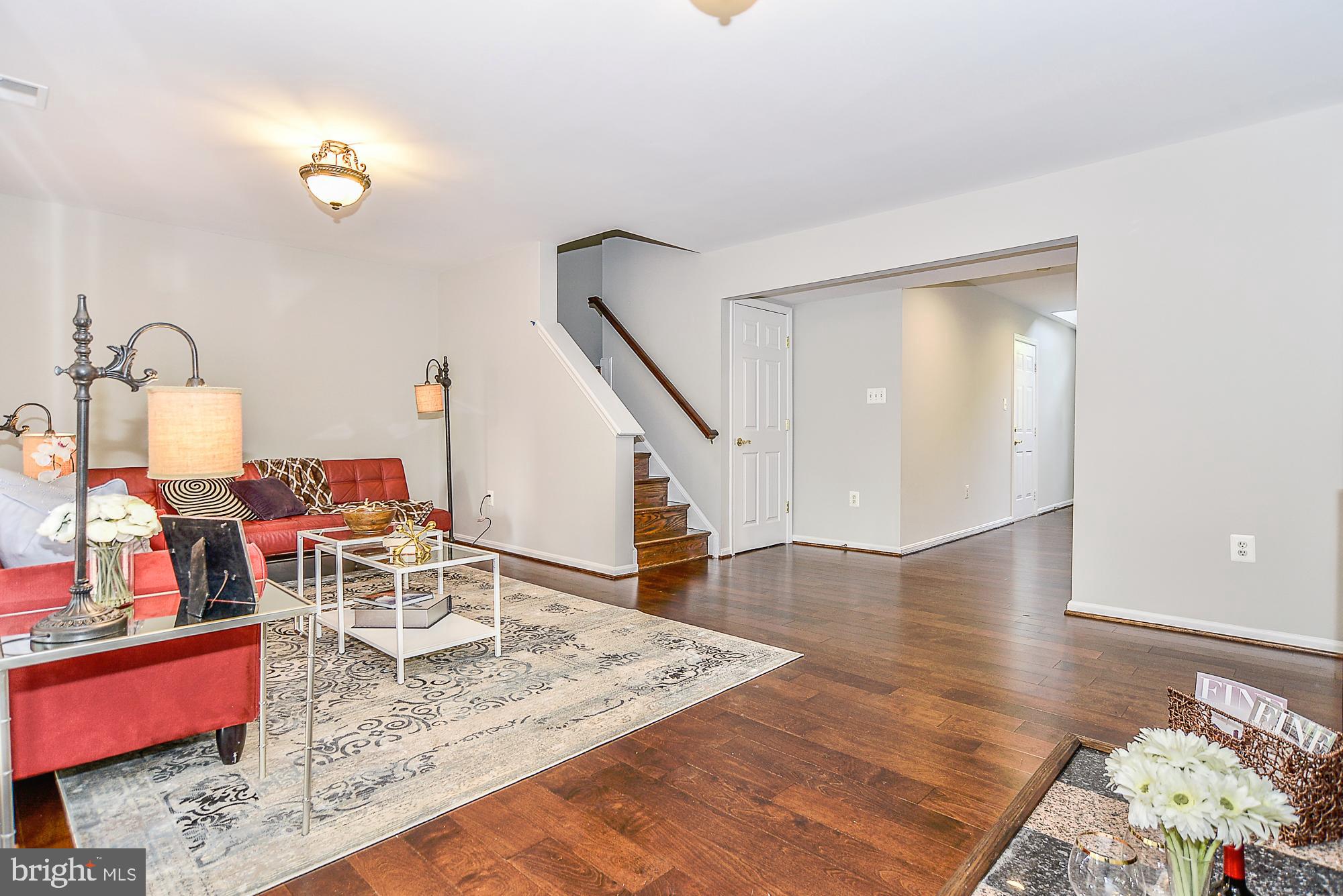 GREAT FALLS CHASE - Residential Lease