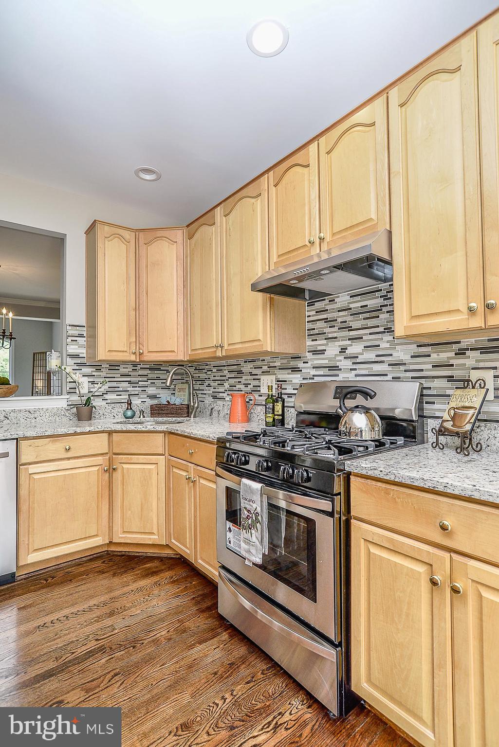 GREAT FALLS CHASE - Residential Lease