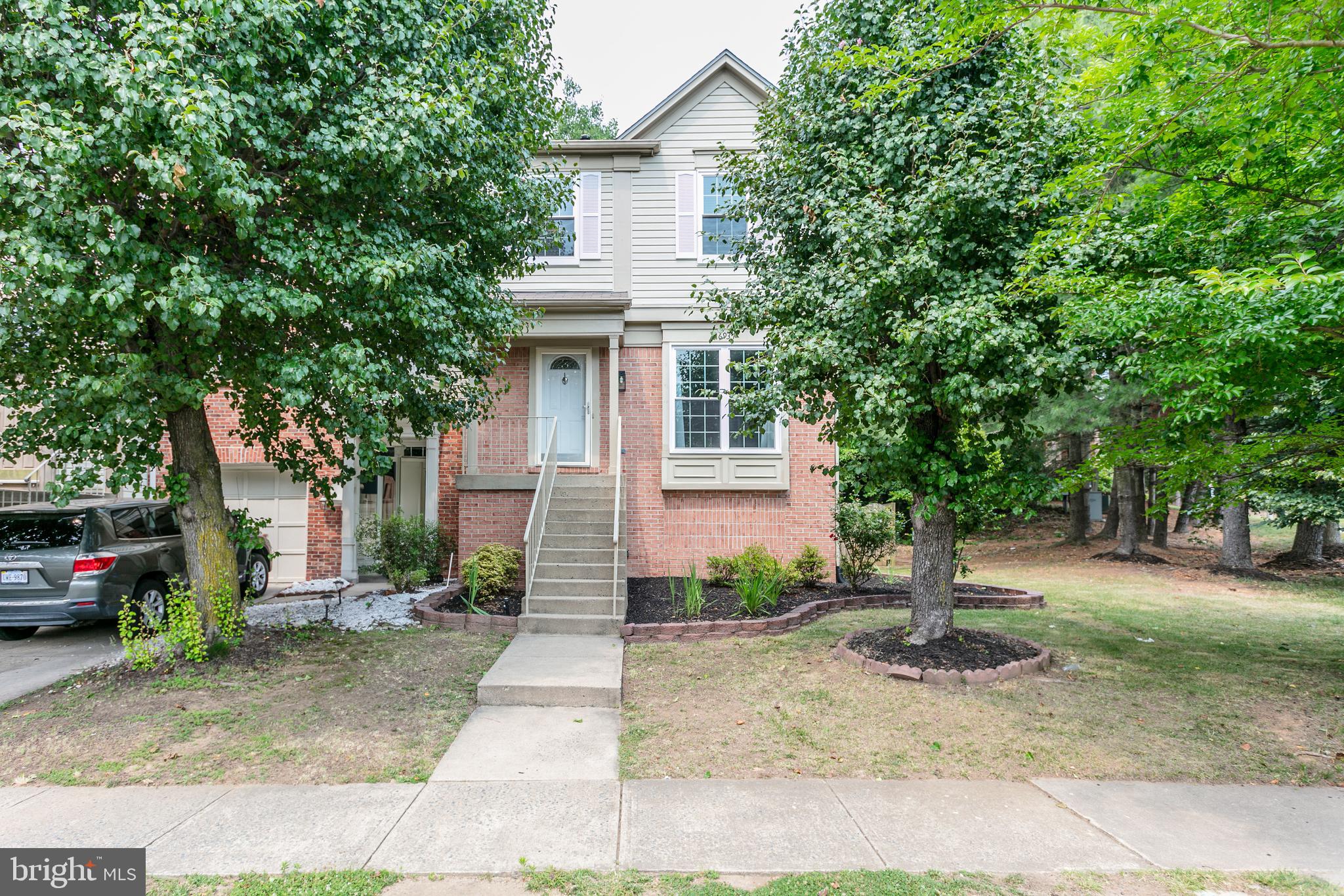 RIVER OAKS - Residential