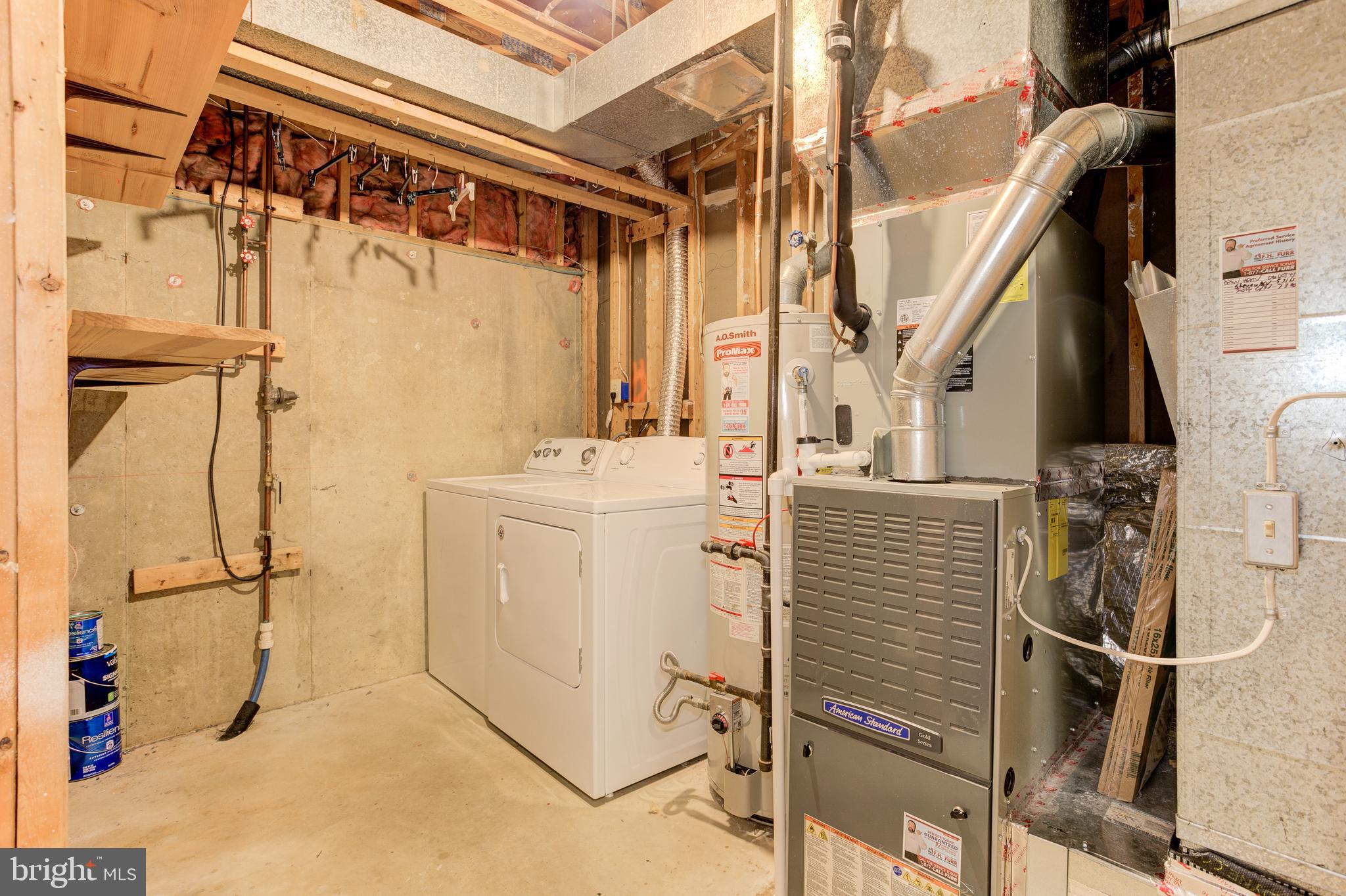 RIVER OAKS - Residential