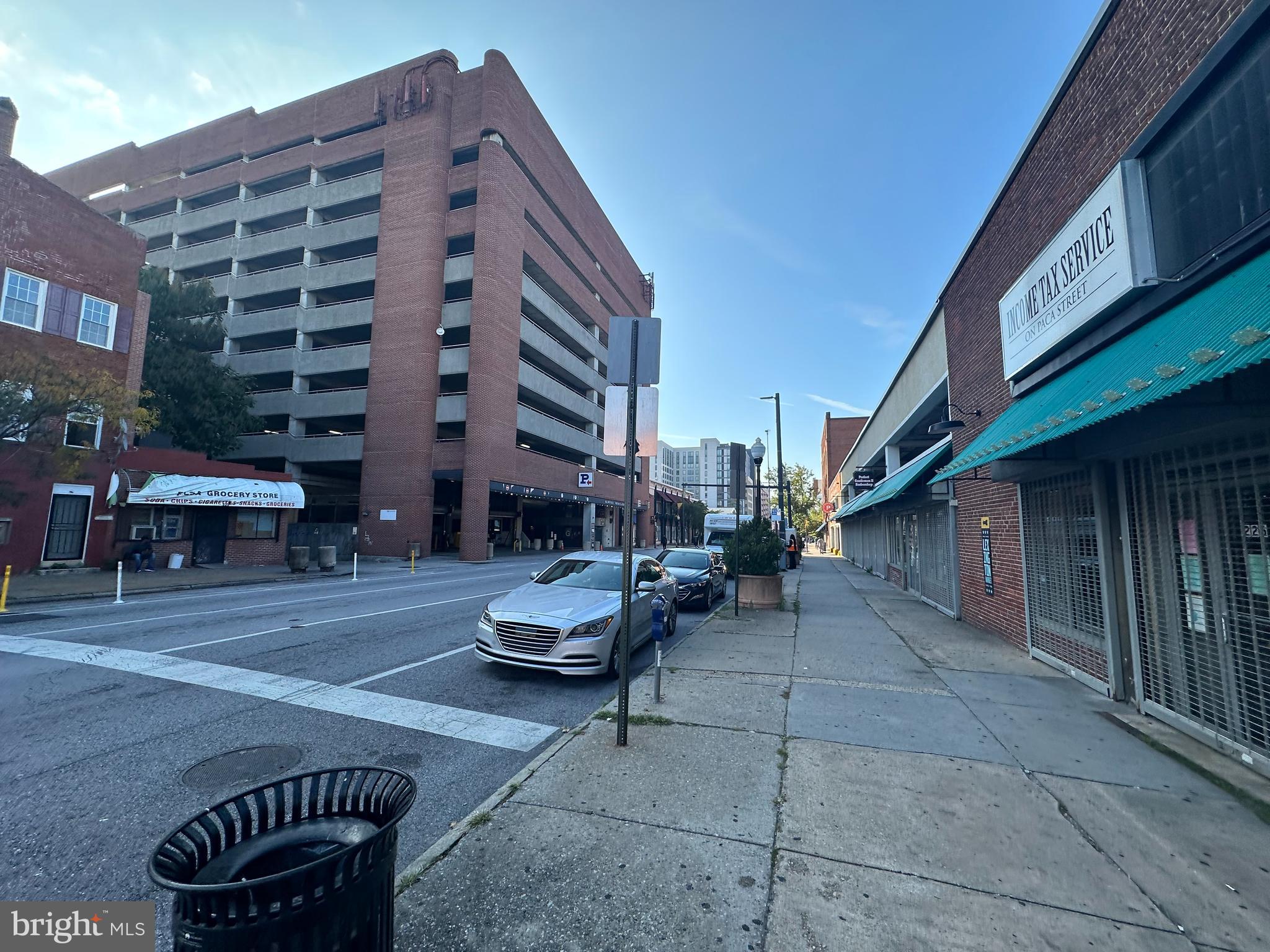 DOWNTOWN - Commercial Sale