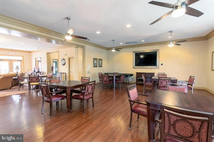 PINEY ORCHARD - Residential