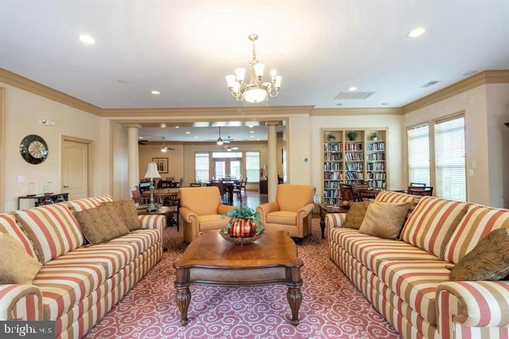 PINEY ORCHARD - Residential