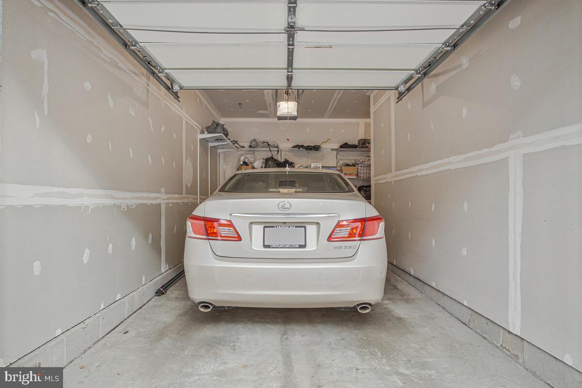 PINEY ORCHARD - Residential