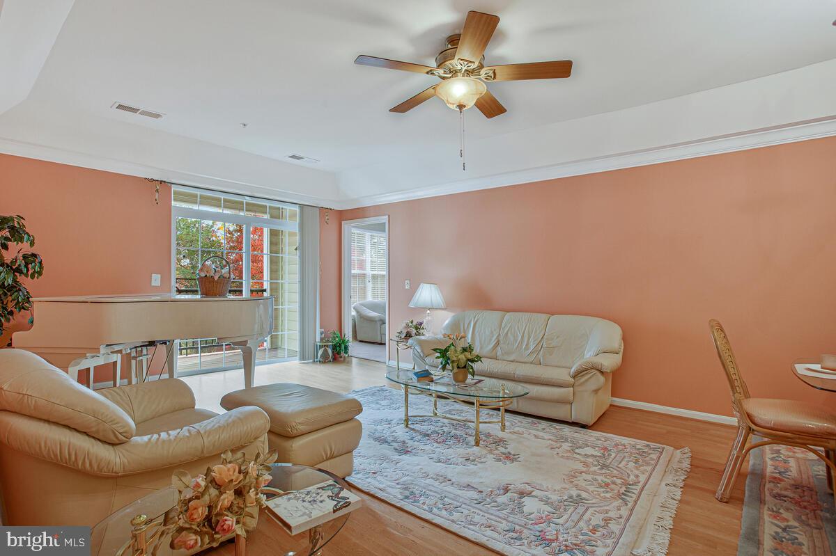 PINEY ORCHARD - Residential