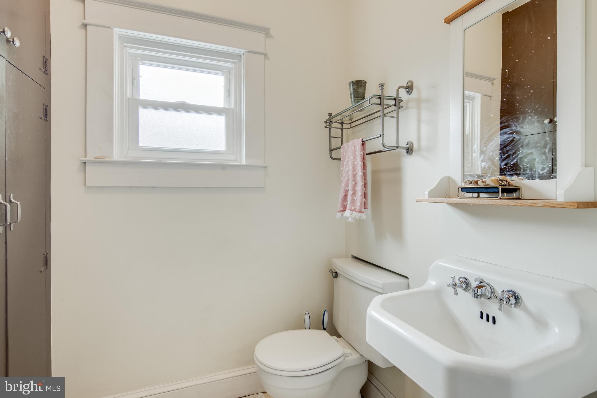 RADNOR WINSTON - Residential