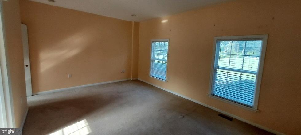 HENLEY HALL - Residential