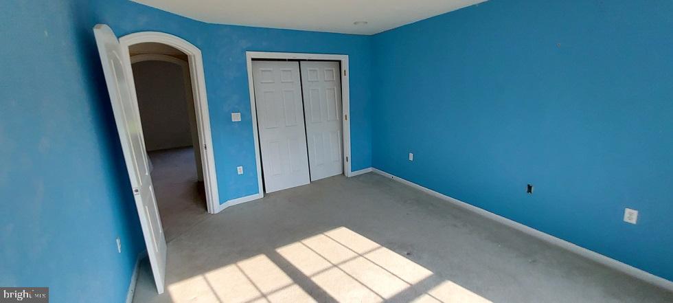 HENLEY HALL - Residential