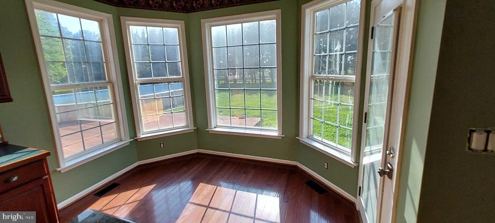 HENLEY HALL - Residential