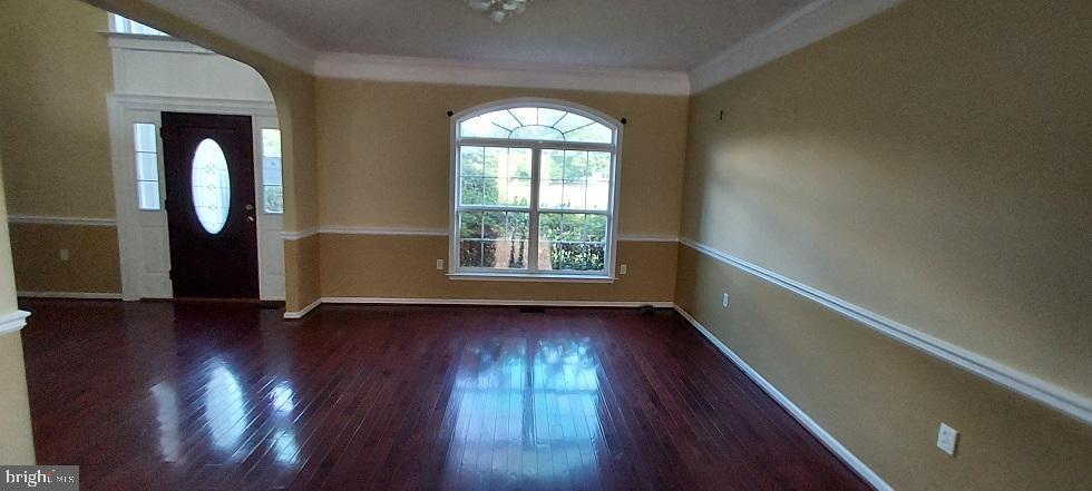 HENLEY HALL - Residential