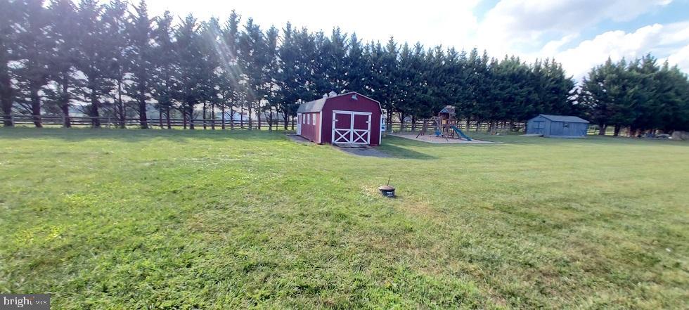 HENLEY HALL - Residential