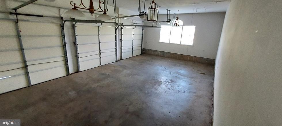 HENLEY HALL - Residential