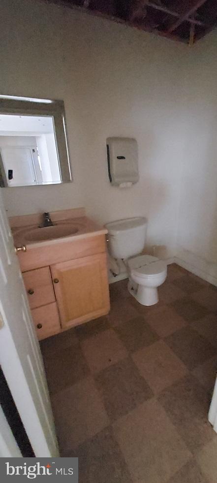 HENLEY HALL - Residential