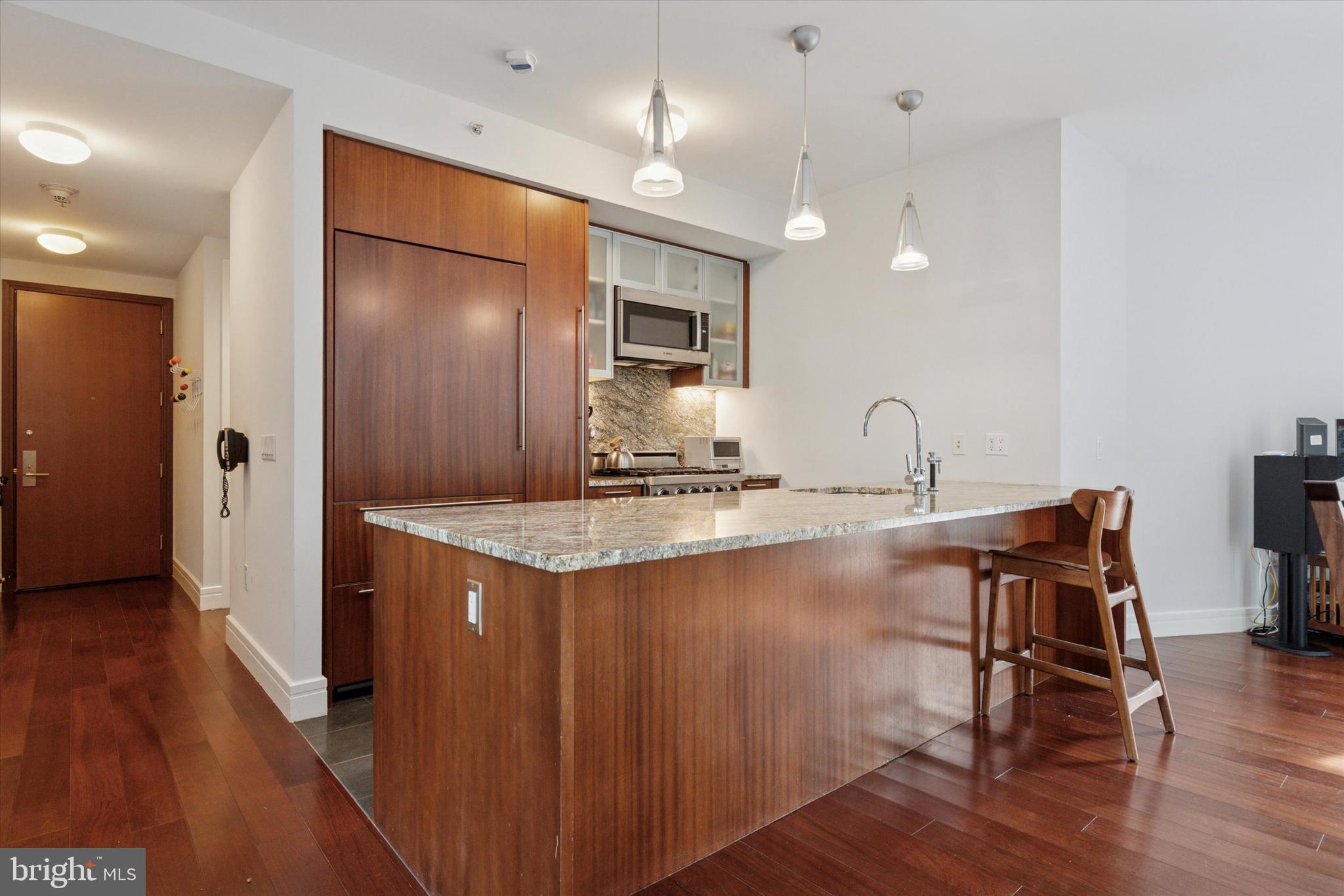 CENTER CITY - Residential