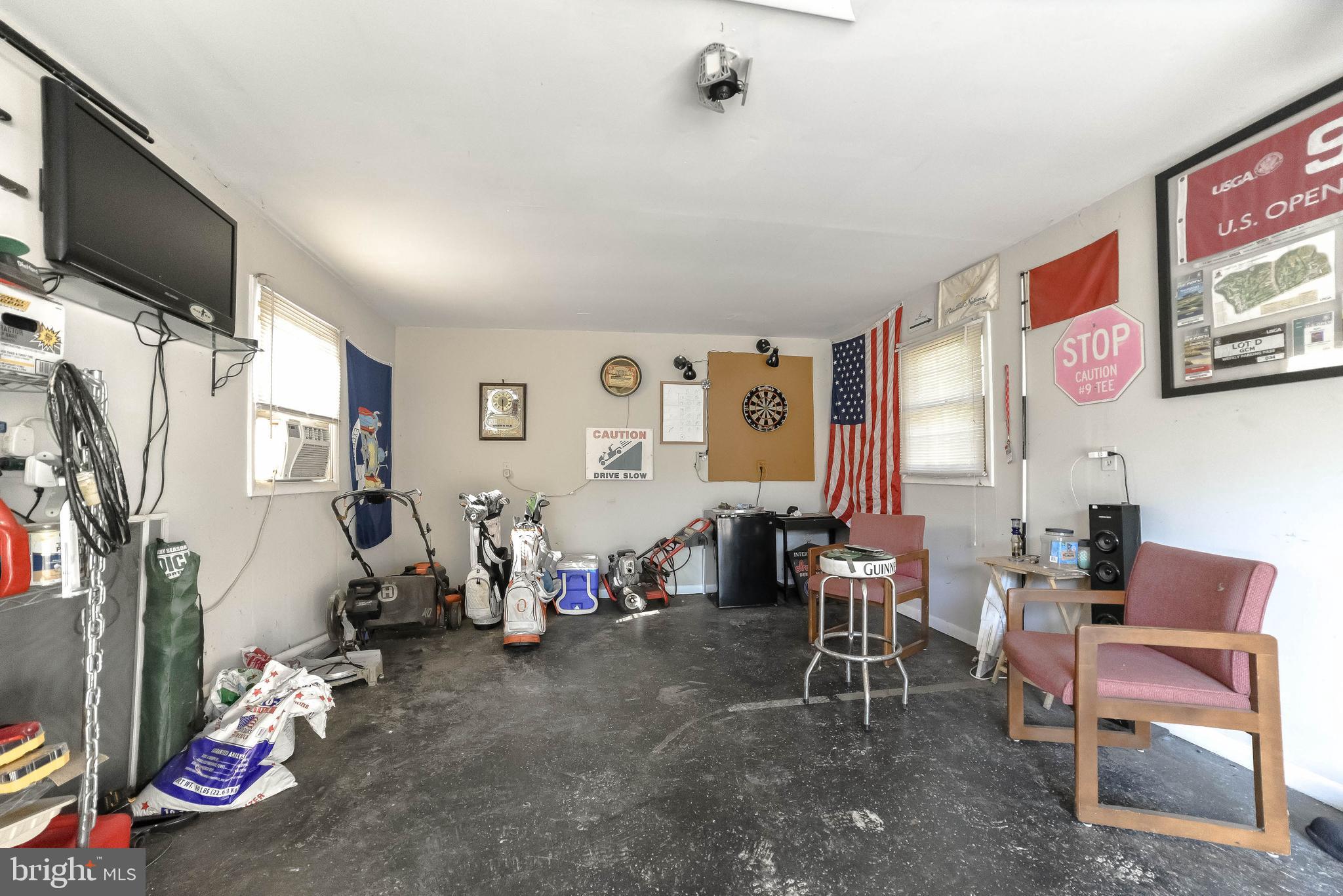 BRETON BAY ESTATES - Residential