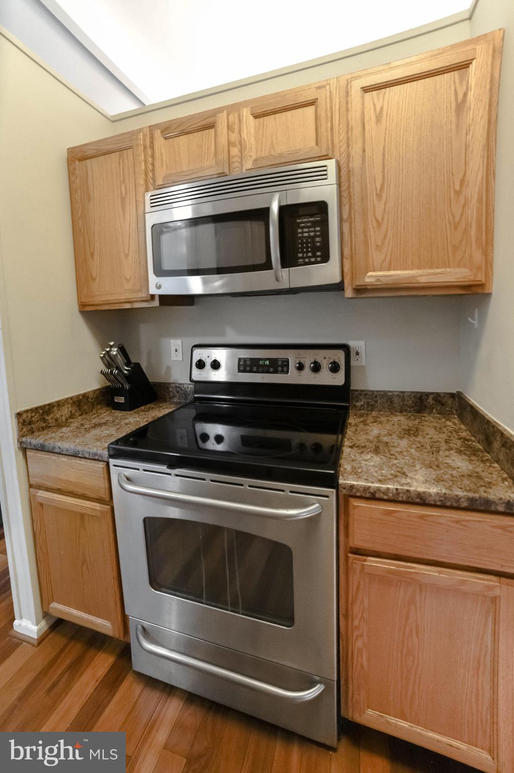 BRETON BAY ESTATES - Residential