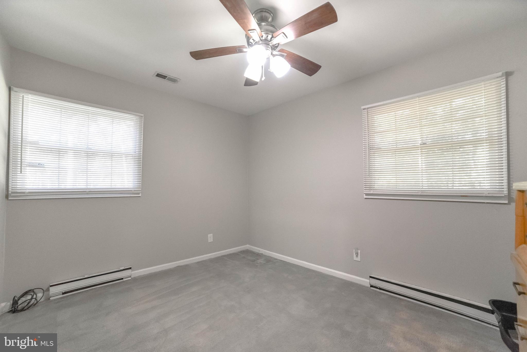 BRETON BAY ESTATES - Residential