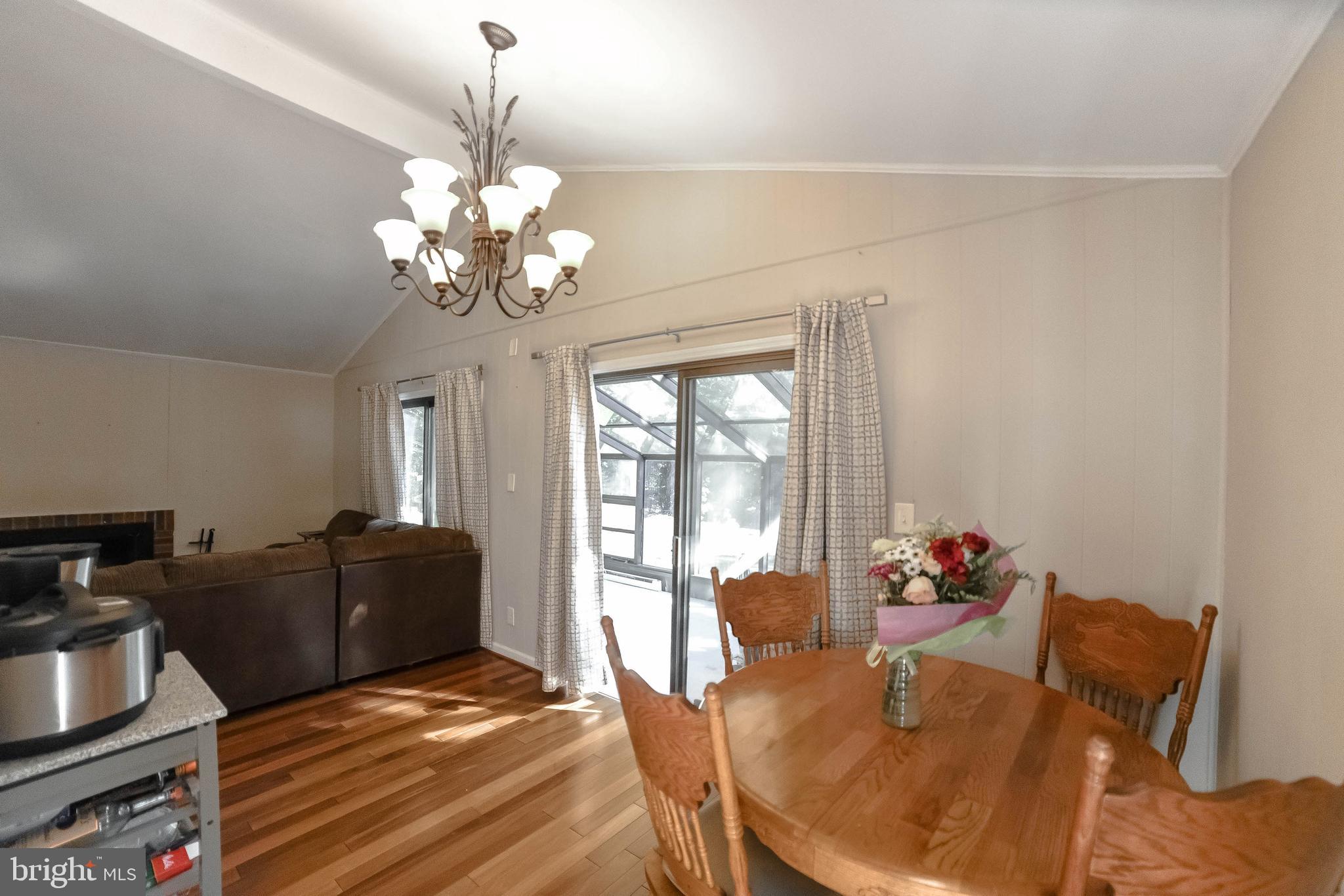 BRETON BAY ESTATES - Residential