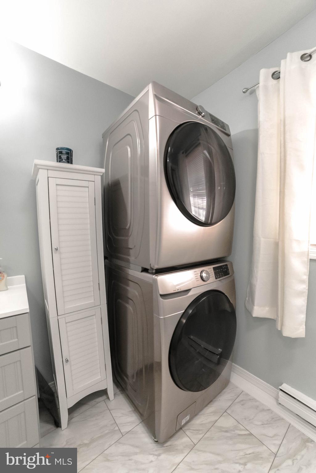 BRETON BAY ESTATES - Residential