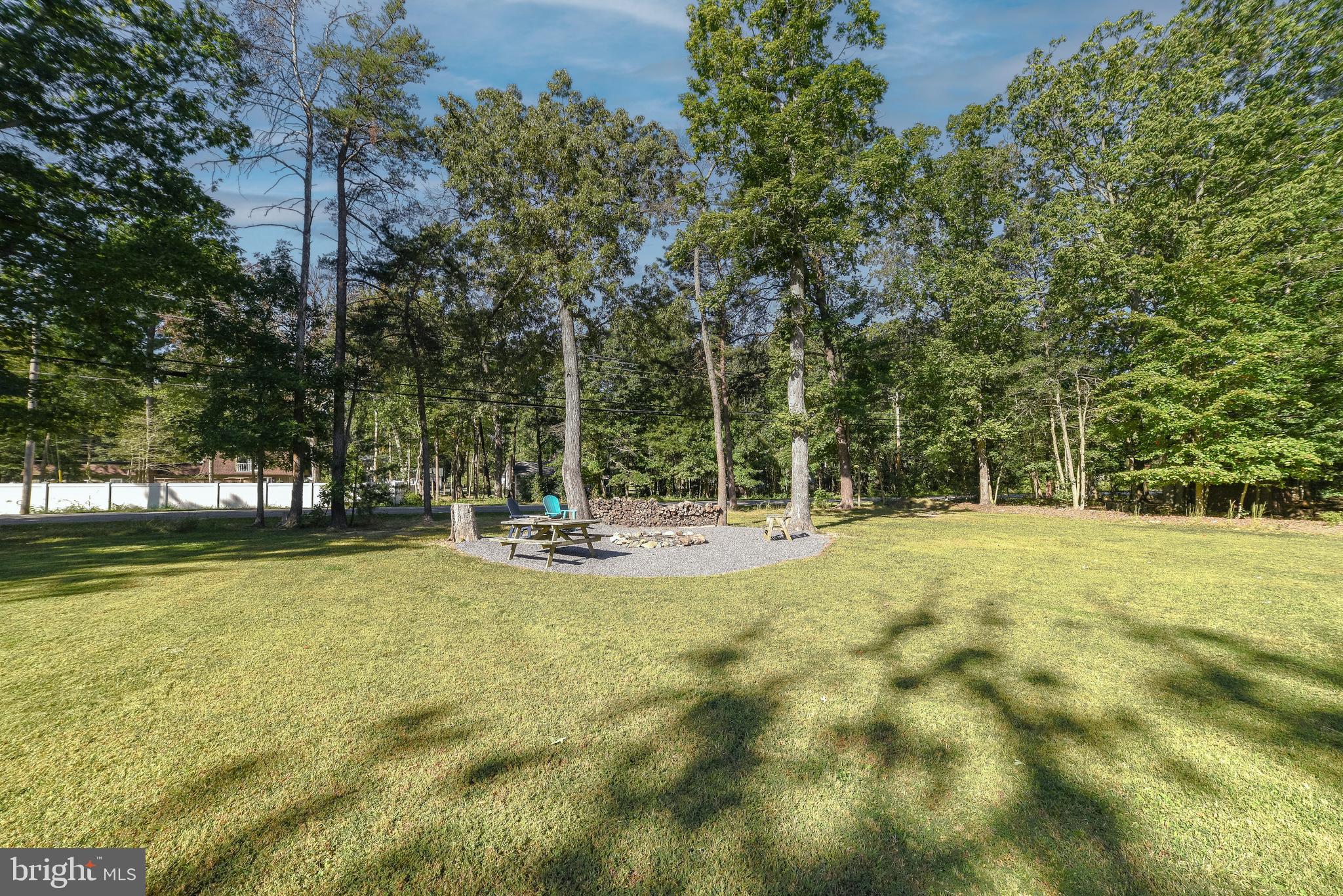 BRETON BAY ESTATES - Residential