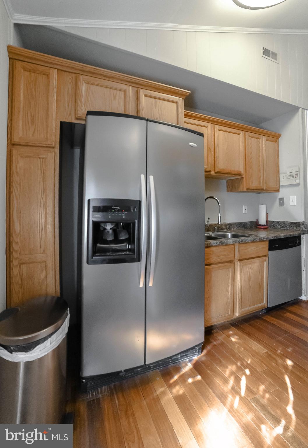 BRETON BAY ESTATES - Residential