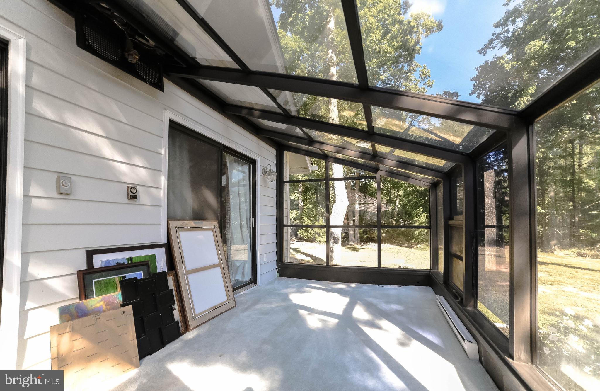 BRETON BAY ESTATES - Residential