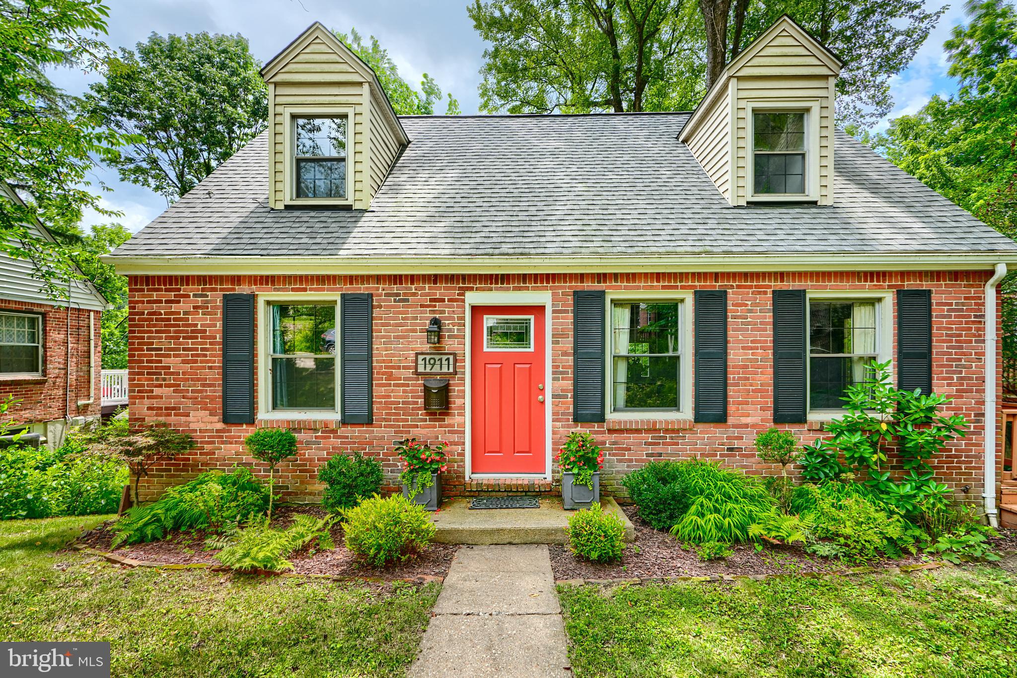 1911 FAIRBANK ROAD
