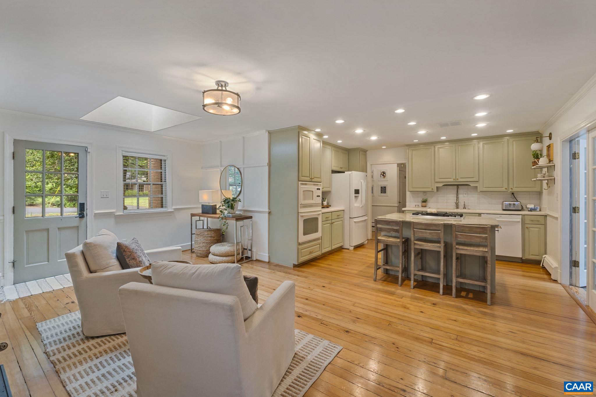 HESSIAN HILLS - Residential