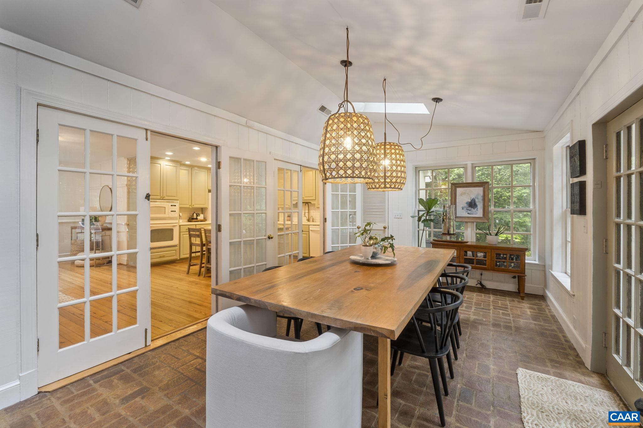 HESSIAN HILLS - Residential